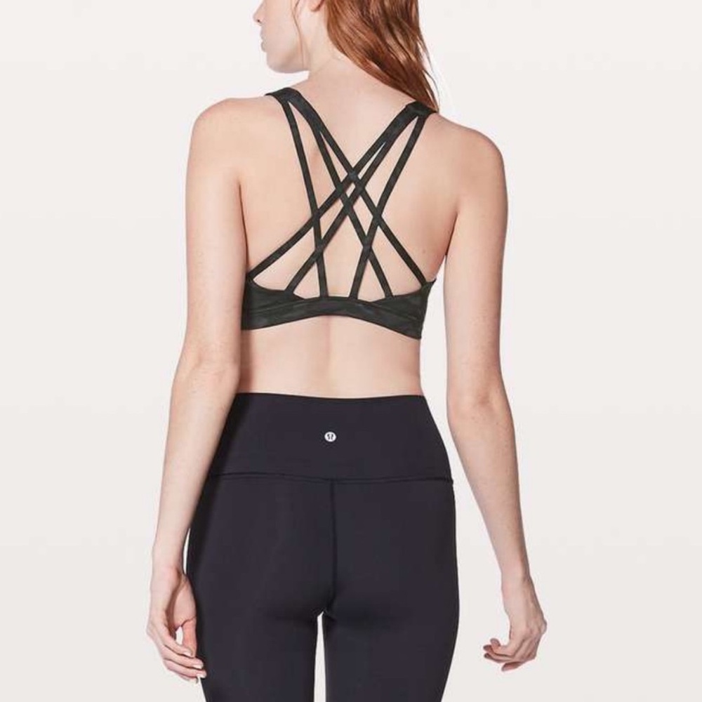 LuluLemon Free to be Serene Bra - Black/Grey Zebra - Size 8